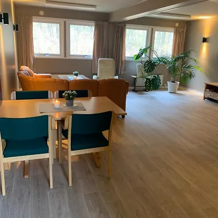 אכסניה Fosseland Gjestegard *