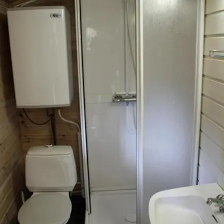 Fosseland Gjestegard بيت شباب Feda